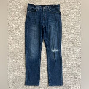 Women’s Slim Straight Blue Jeans